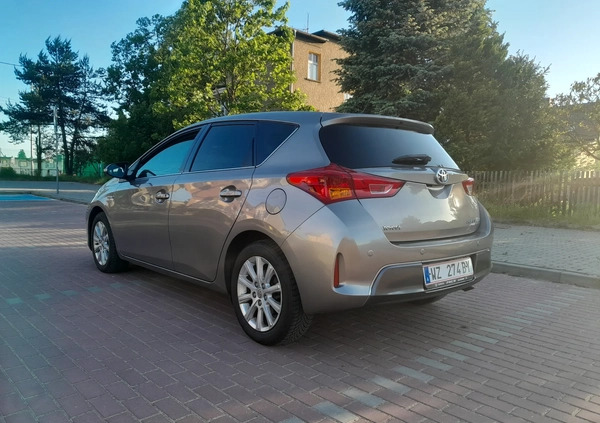 Toyota Auris cena 42900 przebieg: 177000, rok produkcji 2013 z Duszniki-Zdrój małe 631